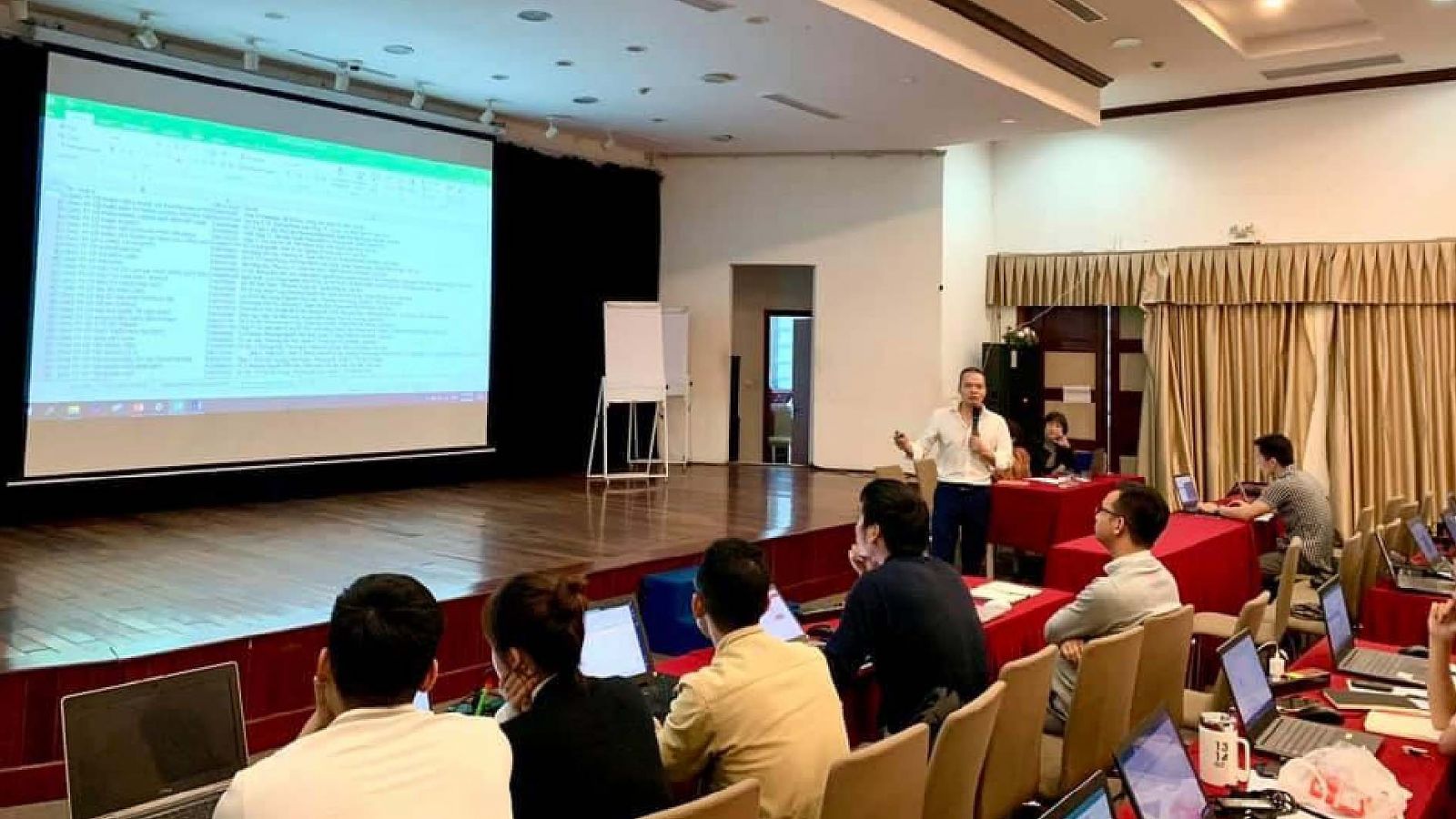 Làm sao để xây dựng đội ngũ cốt lõi vững mạnh?
